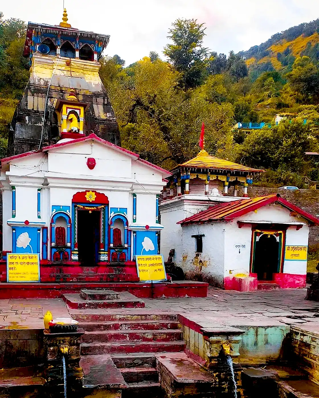 Trek from Sonprayag to Kedarnath with options for Doli or horse, surrounded by the Mandakini River and chanting pilgrims, with basic accommodation at camps or lodges. Hindu temple in Guptkashi, an important worship site on the Char Dham pilgrimage route in Uttarakhand.